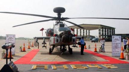 Индия приняла на вооружение первые восемь ударных вертолётов AH-64E Apache