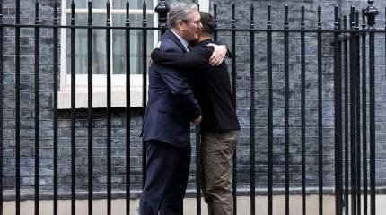 Украинский парламент, не читая, ратифицировал «столетнее соглашение» с Британией