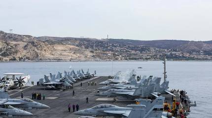 После переговоров в Женеве США перебросили к Ирану ещё 150 с лишним самолётов