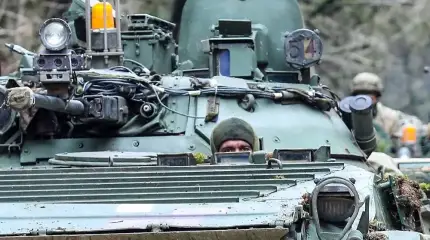 Украинский офицер назвал причину катастрофических потерь техники ВСУ