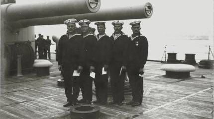 Обязанности офицеров и нижних чинов плутонгов и прочих чинов артиллерийской специальности в 1903–1907 гг.