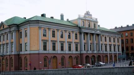 Посла РФ вызвали в МИД Швеции после инцидента с самолётами