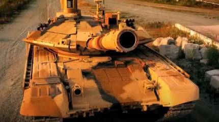 Смогут ли пройти танки Т-90: Индийские военные собрали данные о мостах и дорогах близ границы с Китаем