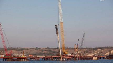 СМИ: Строительство Крымского моста указывает на "агрессию" России