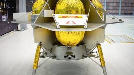 Американский космический модуль Peregrine с украинским флагом на борту вместо посадки на Луну сгорит в атмосфере Земли