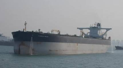 WSJ: Россия задействовала субмарину ВМФ для защиты преследуемого США танкера