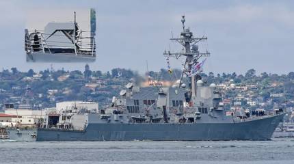 Показаны пусковые установки перехватчиков БПЛА Coyote C-UAS на кораблях ВМС США