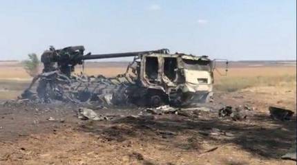 В Сети появились первые кадры уничтоженной 155-мм колёсной САУ Caesar из числа переданных Украине Данией