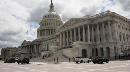 Конгресс продлит запрет на сотрудничество между военными США и РФ