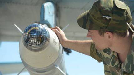 Михаил Леонтьев: Тушканчик шантажирует льва. России достаточно было бы разок "неловко повернуться", чтобы избавить таджикский народ от страданий