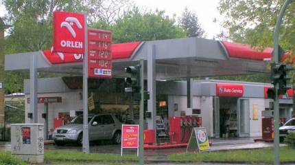 Эксперты: Отказ Польши от российских энергоносителей в два раза увеличил затраты на импорт сырья