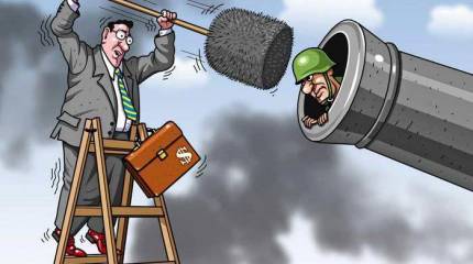 Напасть бы на Россию, да некому