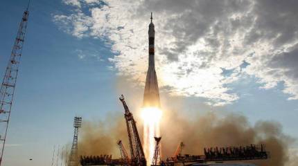 Сергей Шойгу вручил медали участникам первого пуска ракеты «Ангара»