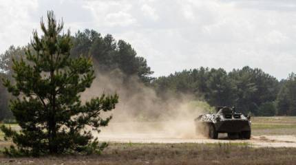 Президент Украины Петр Порошенко выделил еще 240 миллионов долларов на оборону страны