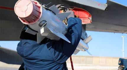 ВВС Китая отработали ночные ракетно-бомбовые удары на северо-западе страны