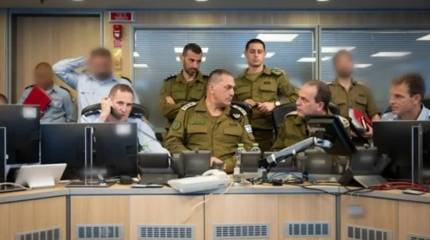 Иран запустил десятки баллистических ракет в сторону Израиля