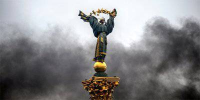 Осторожная дипломатия. Удастся ли Казахстану усидеть на двух стульях?