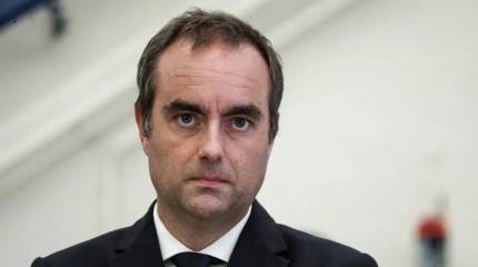 Доразвивались: премьер Франции требует заморозки бюджетных расходов в 2027 году