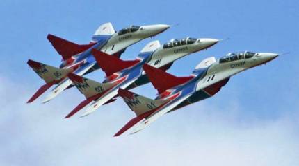 Для проведения воздушной части парада в Москве задействованы 143 экипажа