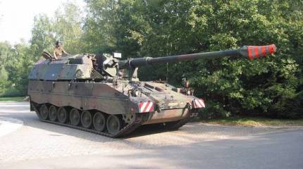 Немецкая компания Rheinmetall представила 5 новинок для самоходной артиллерии