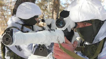 Разведчики общевойсковой армии ВВО вооружились модернизированными автоматами АСМ «Вал»