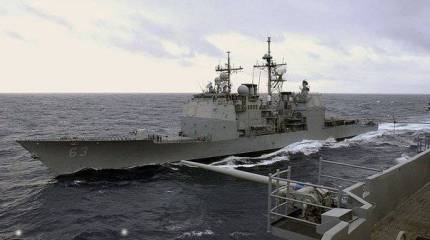 Боевые корабли США и Китая чуть не столкнулись в Южно-Китайском море