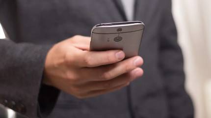 WhatsApp под запретом: чиновников Франции переводят на госмессенджер