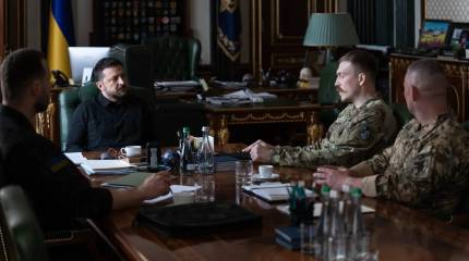 Банковая анонсировала «важное решение» Зеленского после встреч с военными ВСУ