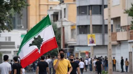 В иранских городах ночью усилились столкновения протестующих с полицией