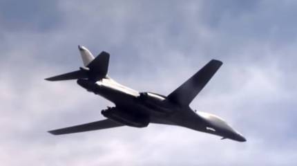 В США приостановили полеты стратегических бомбардировщиков B-1 Lancer