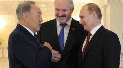 Рубль + тенге + «зайчик» = алтын?