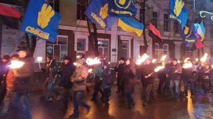 Бандеровцы идут: В Киеве состоялся марш ко дню рождения Бандеры