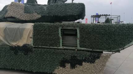 Главарь «Азова» прогнозирует скорую активизацию российских танков на поле боя