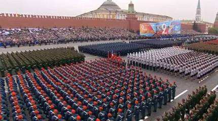 «Для homo sovieticus это немыслимая вещь»: в Польше активно комментируют решение Путина о параде Победы