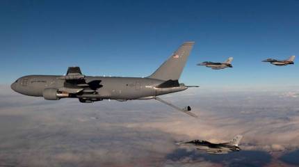 СМИ: воздушный танкер KC-46 может повредить другие самолеты при дозаправке