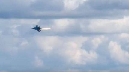 Видео полета российского истребителя с горящим двигателем появилось в Сети