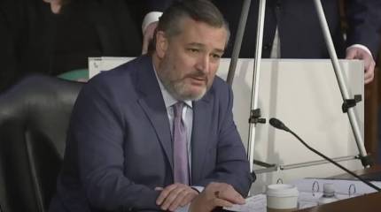 Американский сенатор готовит законопроект, направленный против военно-технического сотрудничества России и Ирана