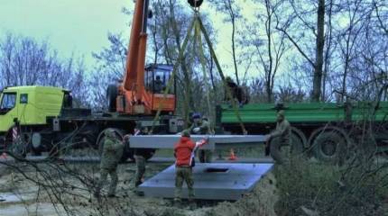 На севере Купянского района по решению властей вывозят промышленные активы в Харьков