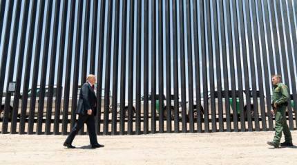 Трамп: Можно наблюдать, как достижения американской армии в Афганистане сдают врагу
