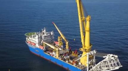 Способное достроить СП-2 судно-трубоукладчик взяло курс на юг Африки