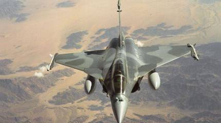 Отказ Индии от истребителей Rafale и неустойка за «Мистрали» могут погубить ВПК Франции