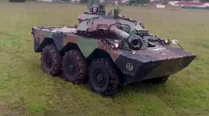 Российские военнослужащие захватили на Запорожском направлении французский легкий колесный танк AMX-10RC