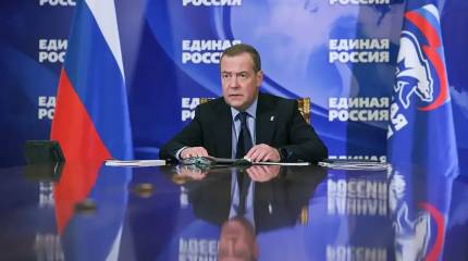 Медведев ответил на заявление Трампа о подводных лодках у «берегов России»