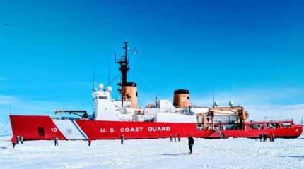 США отказались от манёвров в Арктике, опасаясь поломки ледокола