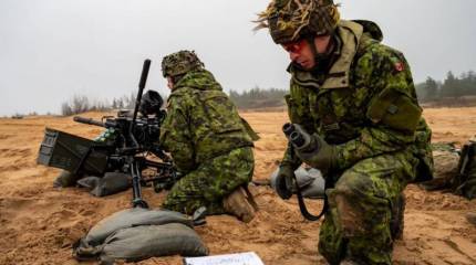 Столтенберг заявил о планах размещения боевых групп НАТО в районе Чёрного моря
