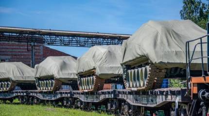 Министерство обороны получило партию модернизированных бронированных ремонтно-эвакуационных машин БРЭМ-1М