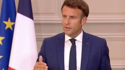 СМИ Германии: Макрон делает жёсткие заявления в адрес России, но поставлять Киеву технику не спешит