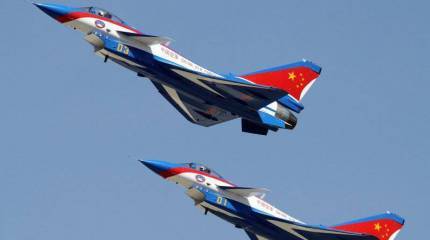 Канадский генерал пожаловался на "неприемлемую лексику" китайских пилотов