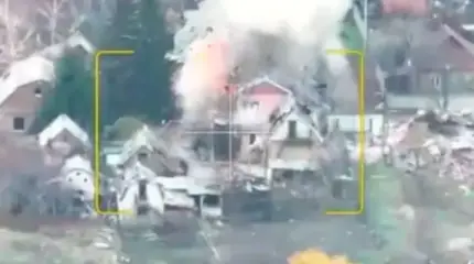 Российские дроны и артиллерия разнесли пункт управления коптерами R-18