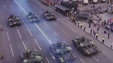 Танки ВСУ на Крещатике - пролог к признанию независимости Донбасса?